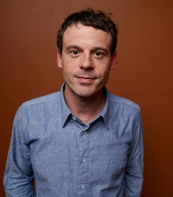 Scoot McNairy - AI Character on RolePlai