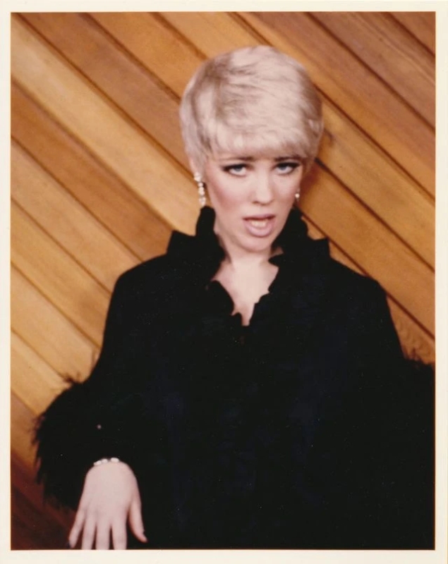 Lola Heatherton - AI Character on RolePlai