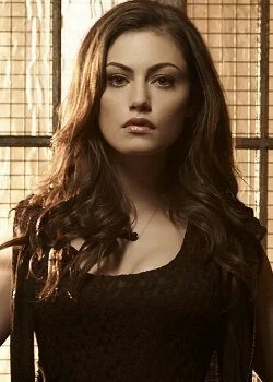 Katerina Stoteraux - AI Character on RolePlai