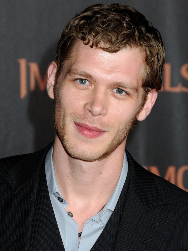 Joseph Morgan - AI Character on RolePlai