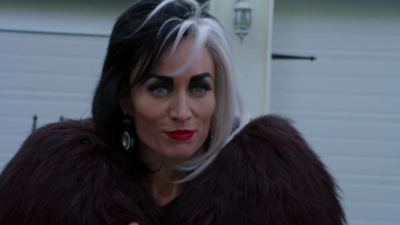 Cruella De Vil - AI Character on RolePlai