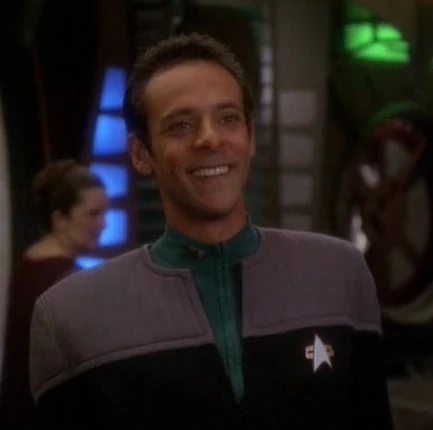 Julian Bashir - AI Character on RolePlai