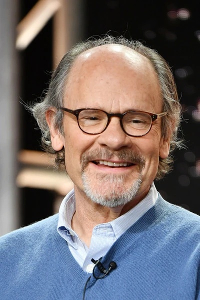 Ethan Phillips - AI Character on RolePlai