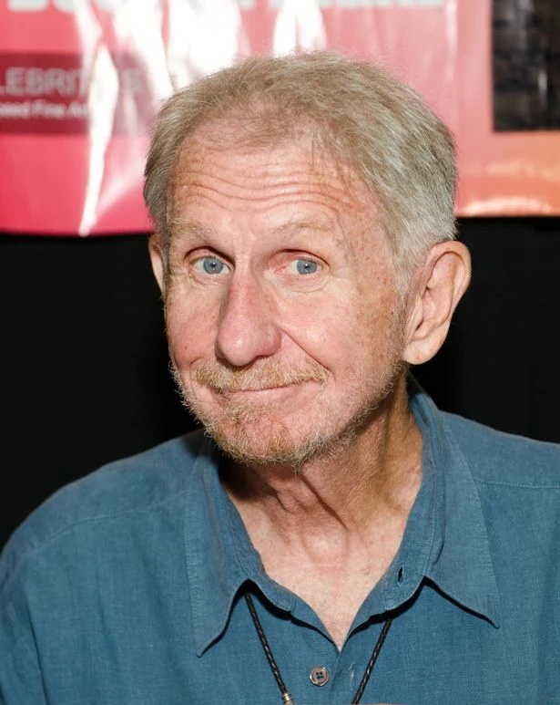 René Auberjonois - AI Character on RolePlai