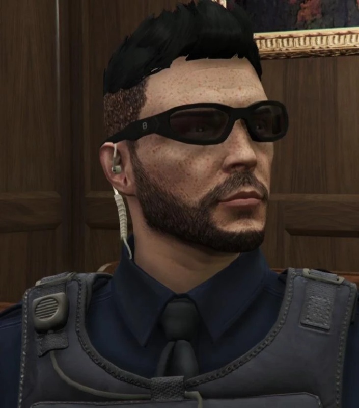 Edward Maddox - AI Character on RolePlai