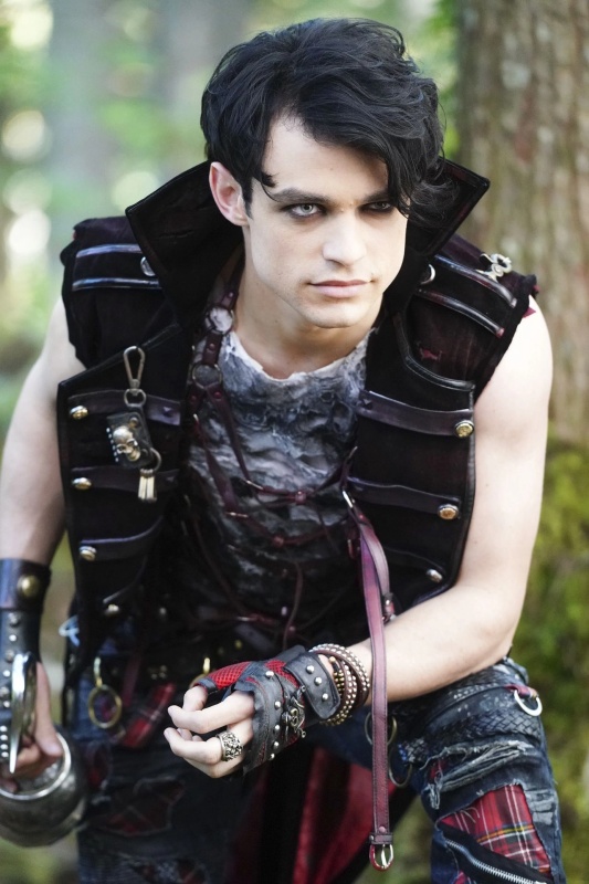Harry Hook - AI Character on RolePlai