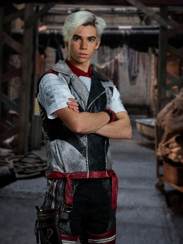 Carlos De Vil - AI Character on RolePlai