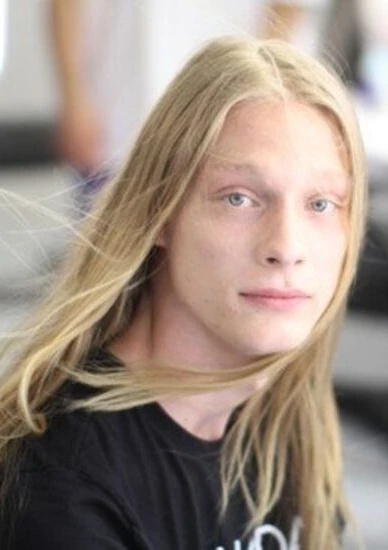 Victor Lawson - AI Character on RolePlai