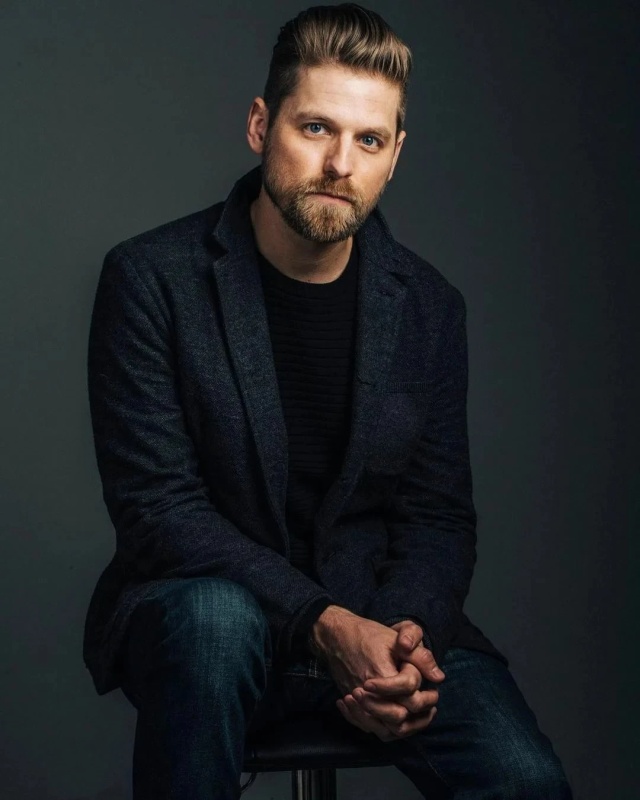 Brian W. Foster - AI Character on RolePlai