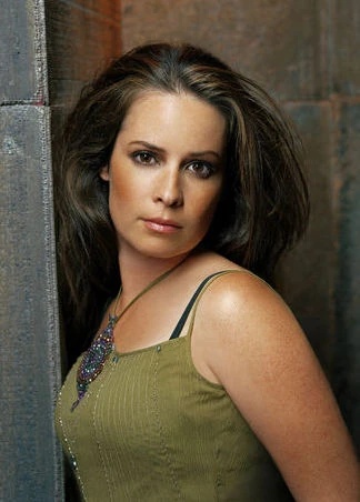 Piper Halliwell - AI Character on RolePlai