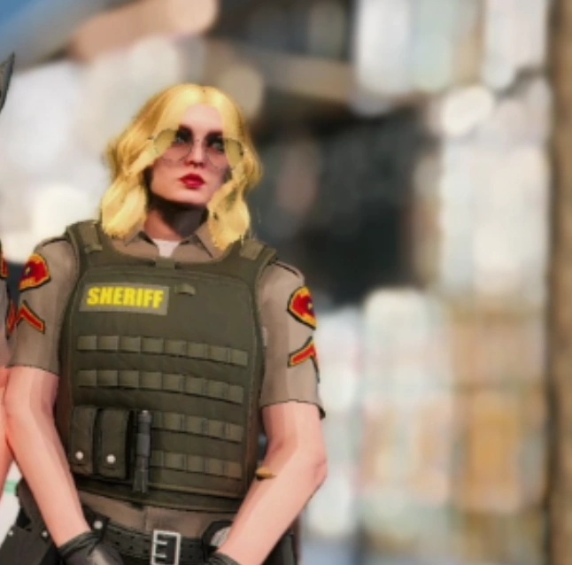 Salena Bishop - AI Character on RolePlai