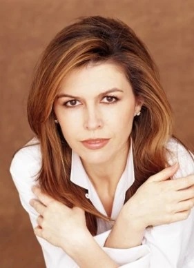 Patricia Halliwell - AI Character on RolePlai