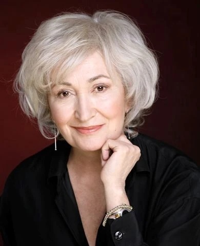 Penelope Halliwell - AI Character on RolePlai