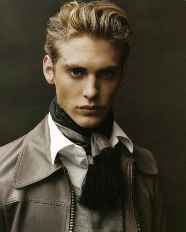 Larkin Andley - AI Character on RolePlai