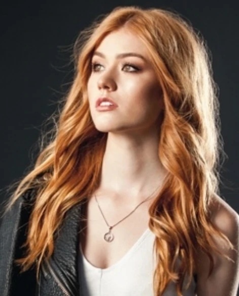 Lillian Chamberlayne - AI Character on RolePlai