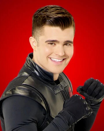 Adam Davenport - AI Character on RolePlai