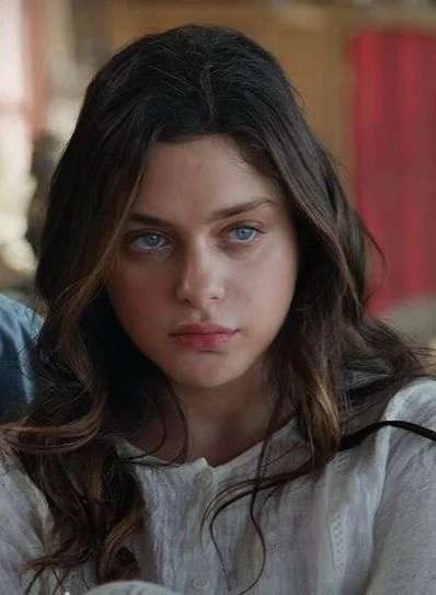 Miranda Salvatore - AI Character on RolePlai