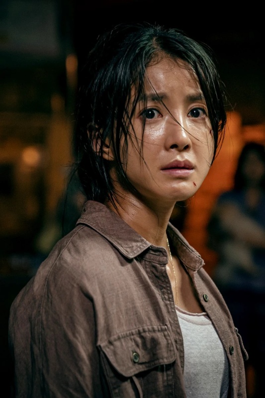 Seo Yi-kyung - AI Character on RolePlai