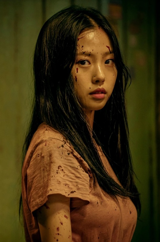 Lee Eun-yu - AI Character on RolePlai