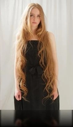 Kyna Ivanova - AI Character on RolePlai