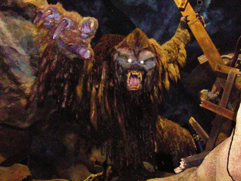 Yeti of the Forbidden Mountain - AI Character on RolePlai