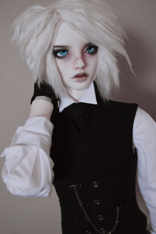 Dietrich Totenkopf - AI Character on RolePlai