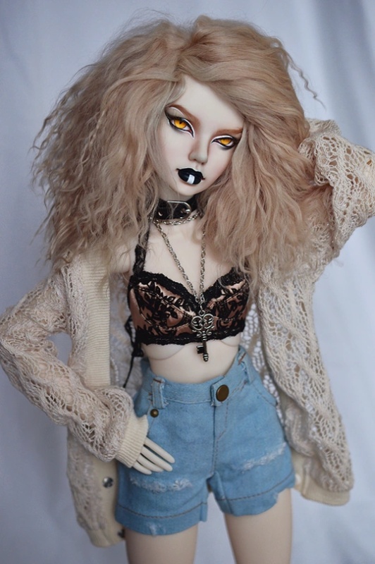 Kiyoko Banford - AI Character on RolePlai