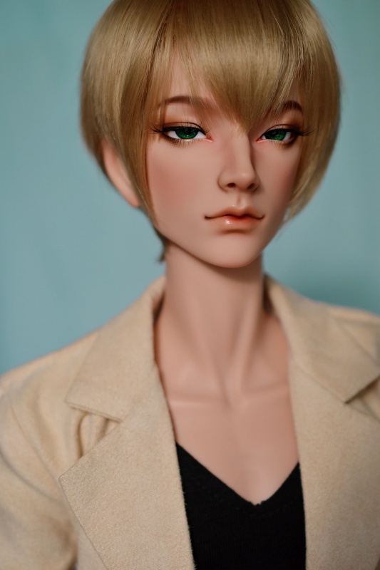 Rainard Jesnik - AI Character on RolePlai