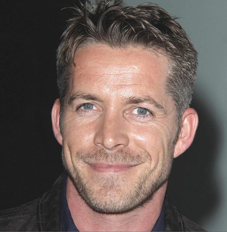 Sean Maguire - AI Character on RolePlai