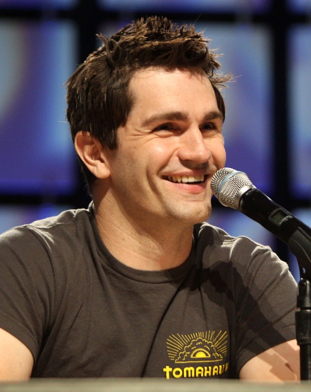 Sam Witwer - AI Character on RolePlai