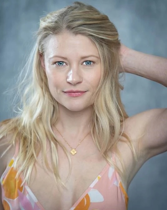 Emilie de Ravin - AI Character on RolePlai
