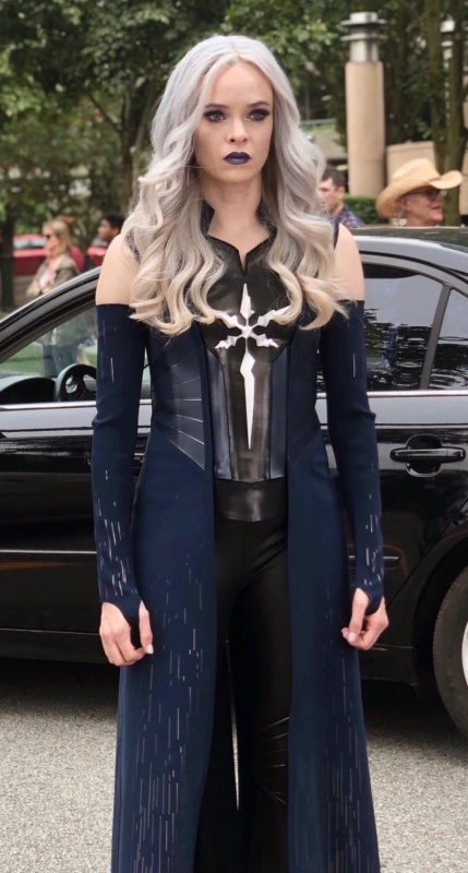 Caitlin Snow - AI Character on RolePlai