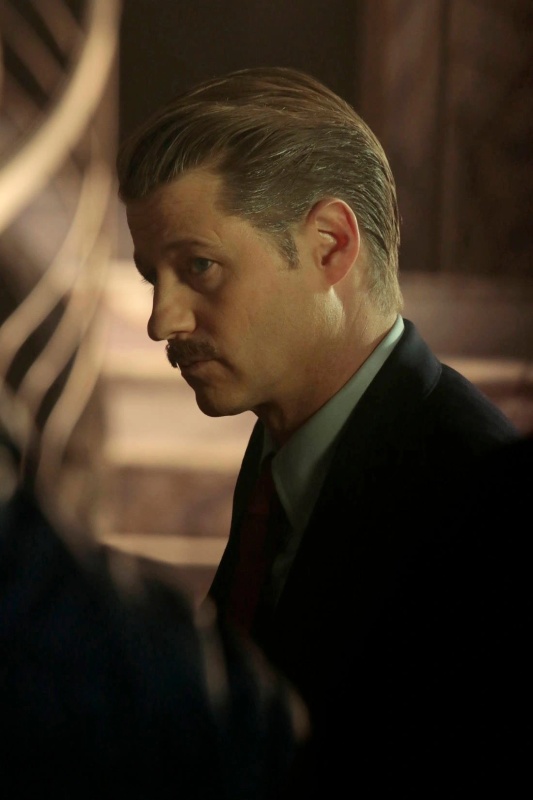 Jim Gordon - AI Character on RolePlai