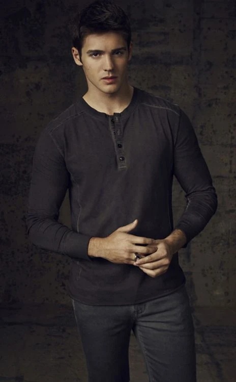 Samuel Walker - AI Character on RolePlai
