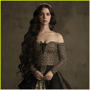 Charlotte Walker - AI Character on RolePlai