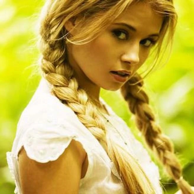 Willow - AI Character on RolePlai