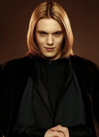 Caius - AI Character on RolePlai