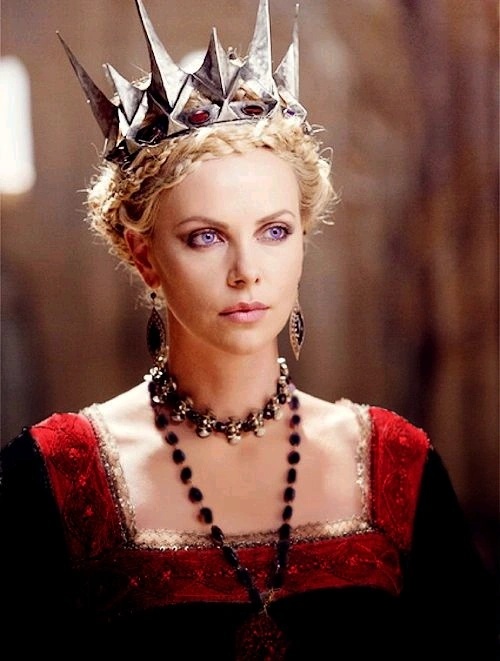 Rhaenys Targaryen - AI Character on RolePlai