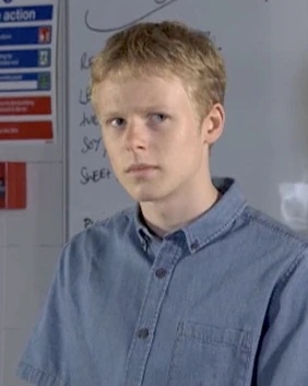 Bobby Beale - AI Character on RolePlai