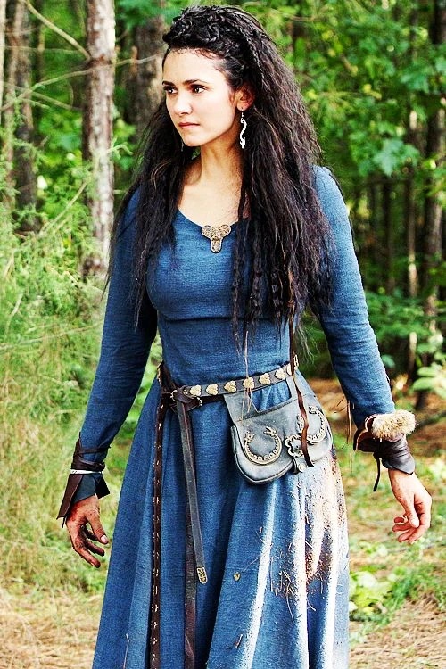 Tatia - AI Character on RolePlai