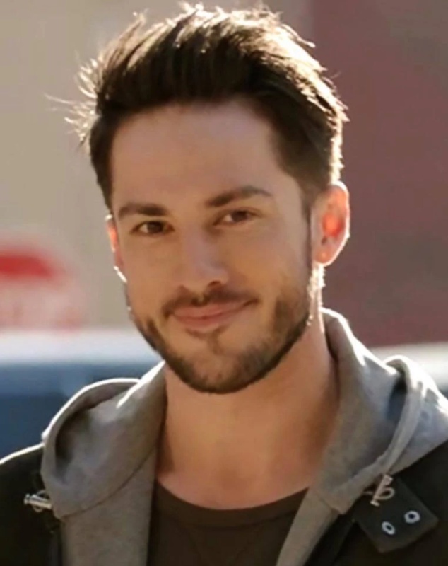 Tyler Lockwood - AI Character on RolePlai