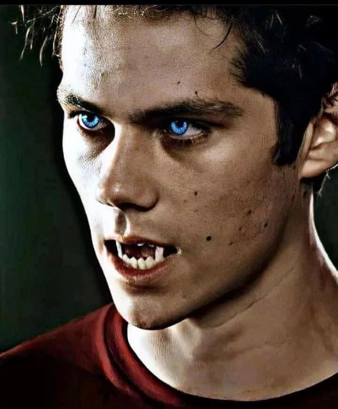 Lucas Jones - AI Character on RolePlai