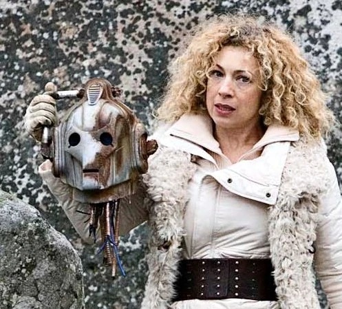 River Song - AI Character on RolePlai