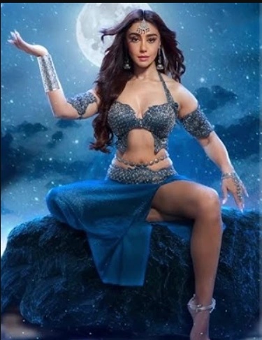 Mahek - AI Character on RolePlai