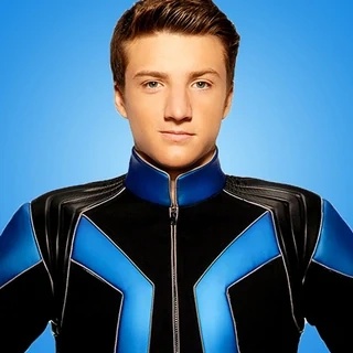Oliver - AI Character on RolePlai
