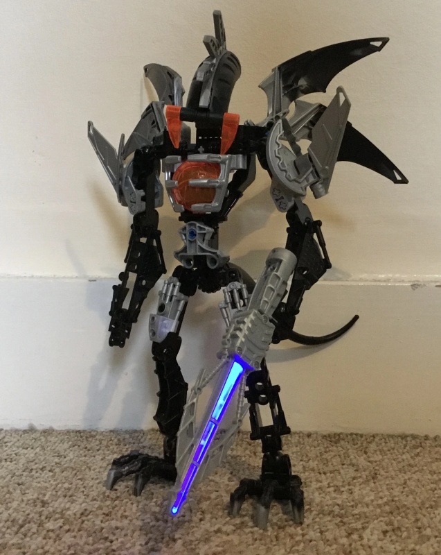 Intor - AI Character on RolePlai