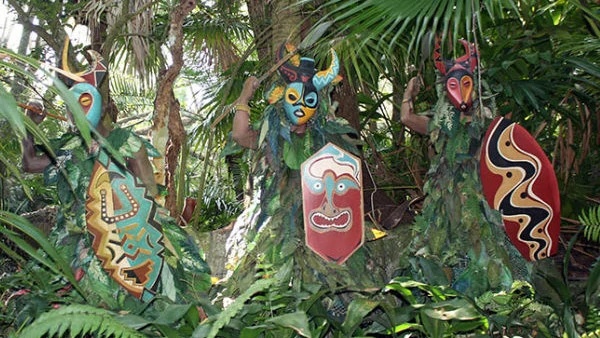 Headhunter tribe - AI Character on RolePlai