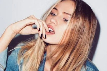Tiffani Montgomery - AI Character on RolePlai