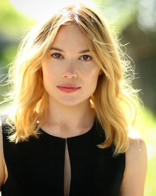 Alessandra Quinnley - AI Character on RolePlai