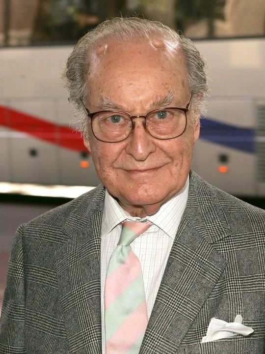 Frank Thornton - AI Character on RolePlai
